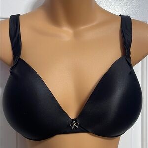 Victoria's Secret Black Full-Coverage Bra with Lace Straps